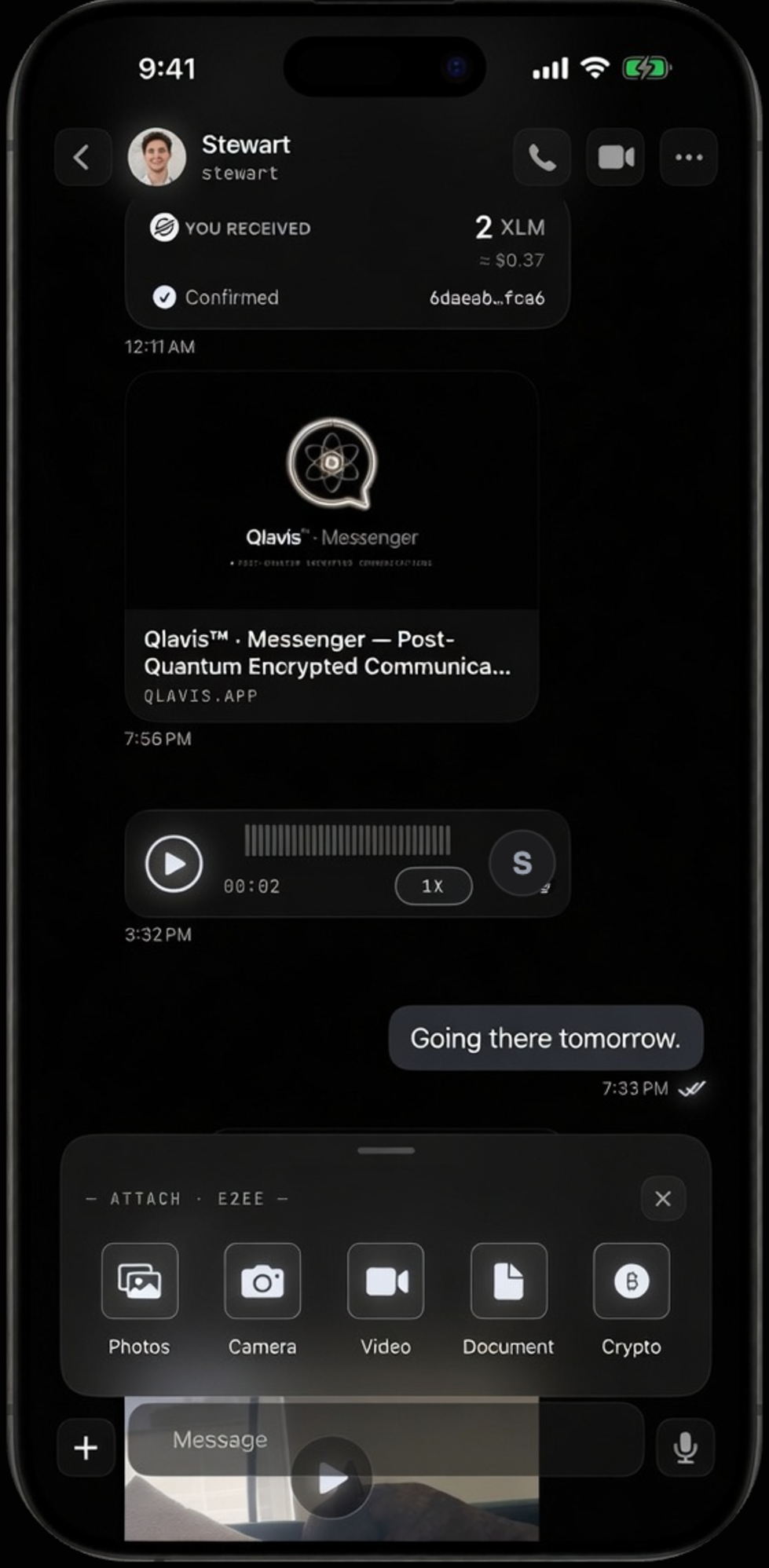 Qlavis chat — an encrypted conversation with in-chat USDC, RLUSD and XLM payments