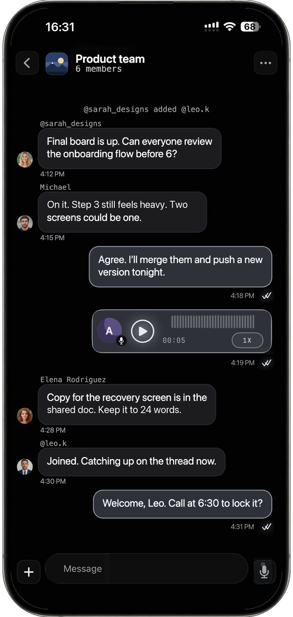 Qlavis room, a private group chat with roles, end-to-end and post-quantum encrypted